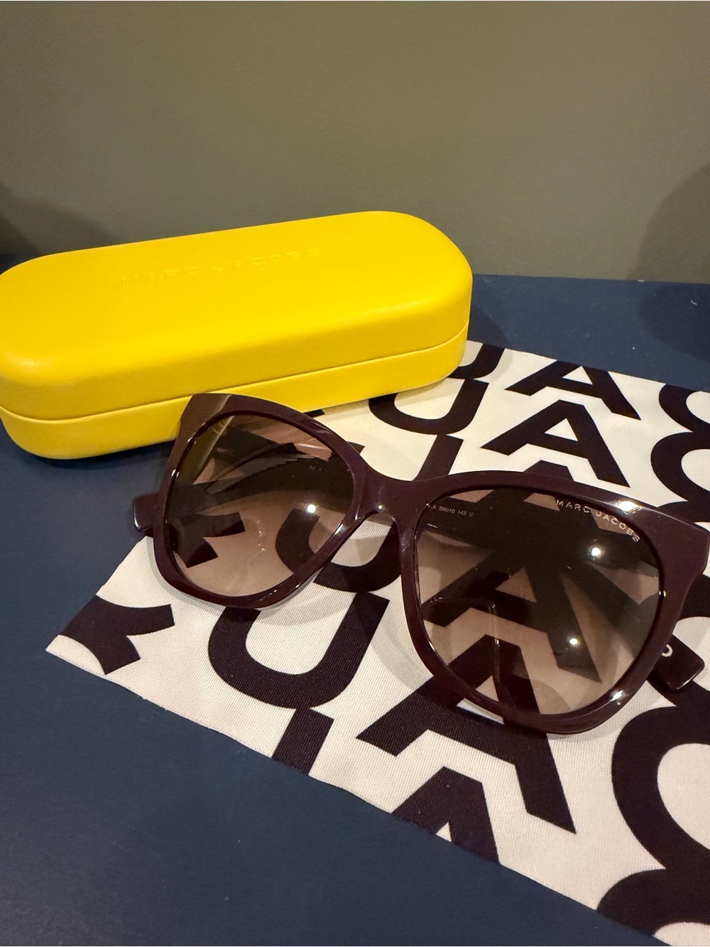 Marc Jacobs Purple Gradient Lens Sunglasses Brand New